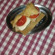 Pizzottelle caprese