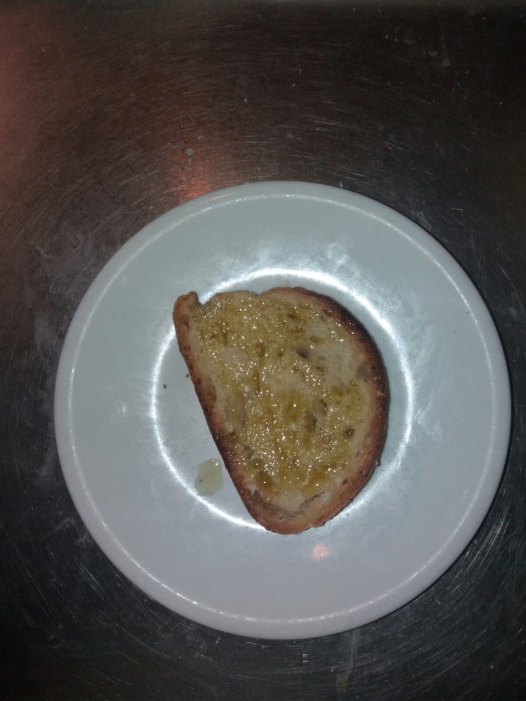 bruschetta-aglio-e-olio-da-vittorio-a-trastevere
