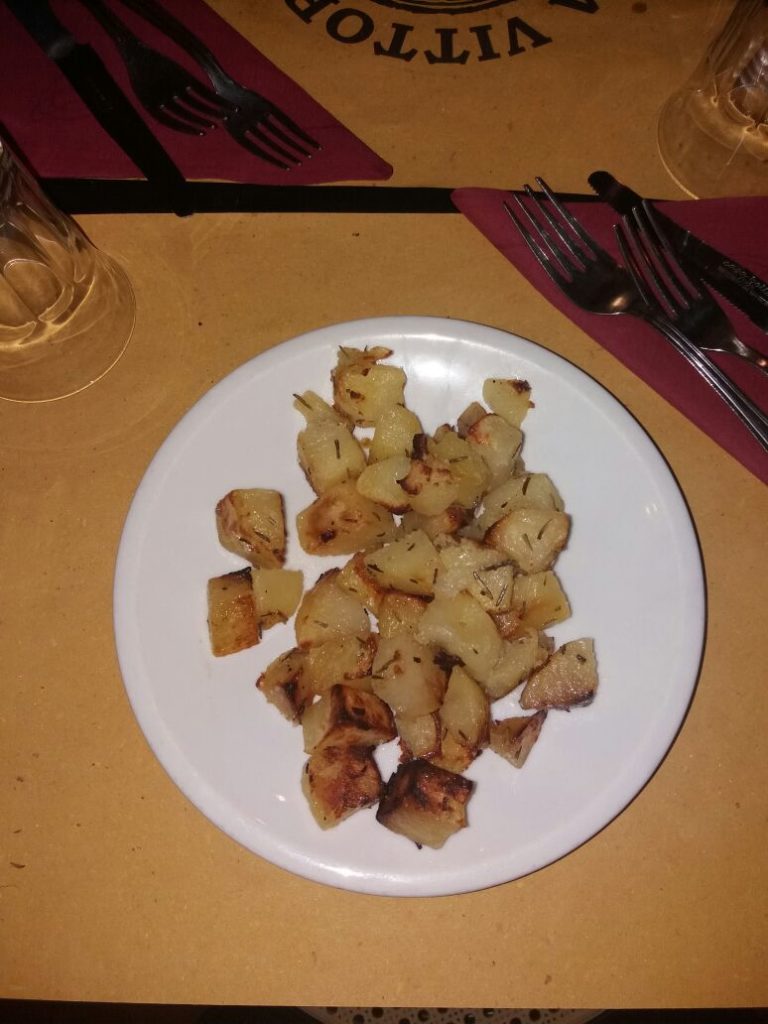 patate-al-forno-da-vittorio-a-trastevere